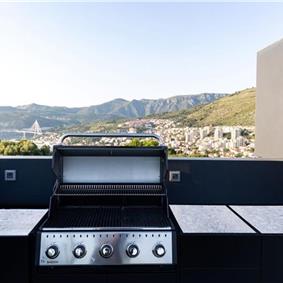 6 Bedroom Villa with Heated Infinity Pool and Sea Views in Dubrovnik, Sleeps 12